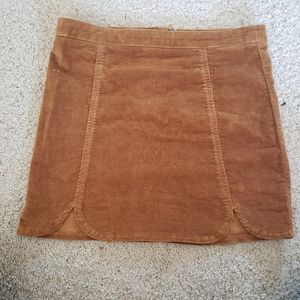Brandy Melville tan skirt